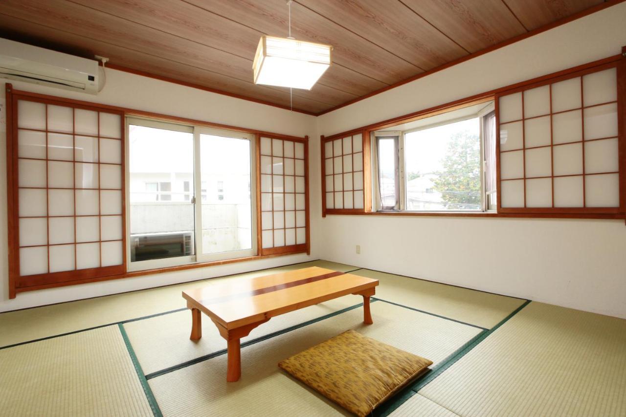 Resort Inn Sakanoshita Fujikawaguchiko Buitenkant foto