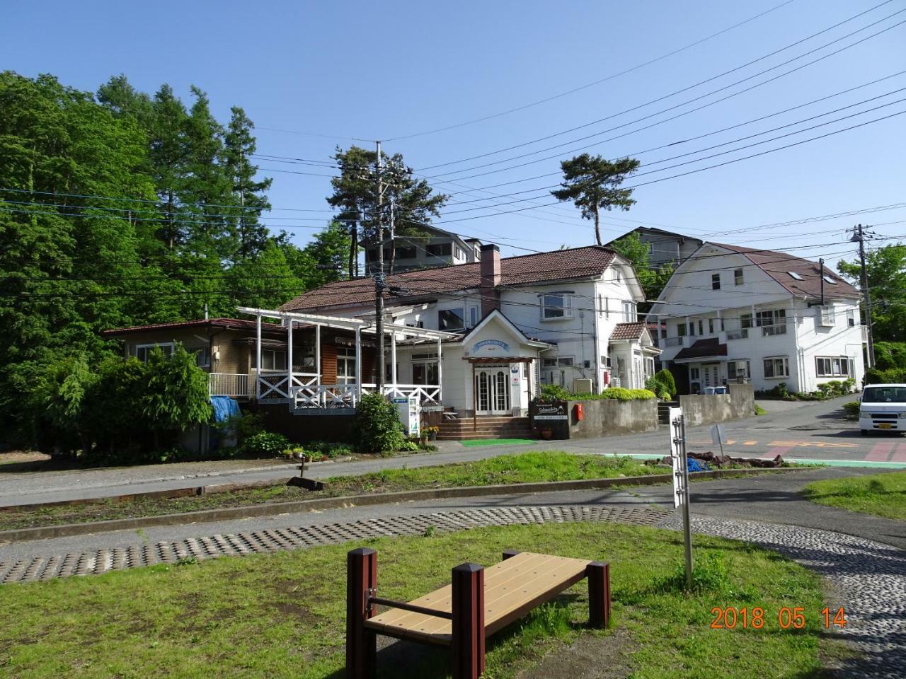 Resort Inn Sakanoshita Fujikawaguchiko Buitenkant foto